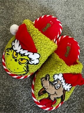 The Grinch Kids' Green Plush Slippers with Red Trim